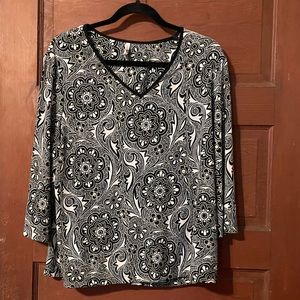 White Stag 3/4 Sleeve Top